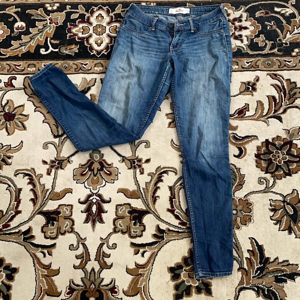 Hollister light wash skinny jeans